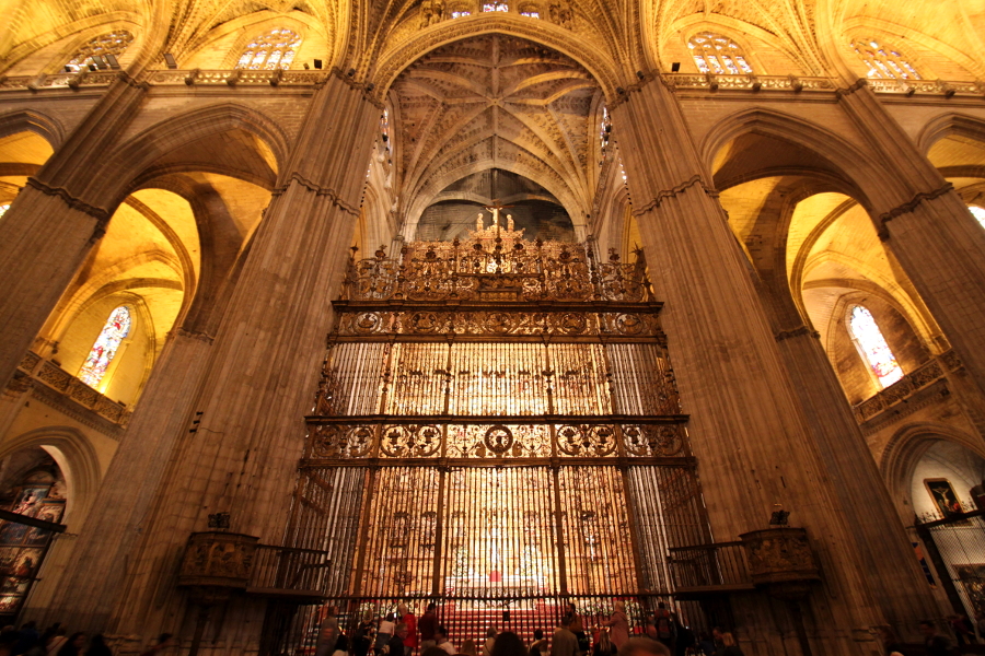 katedra sewilla wnętrze ołtarz